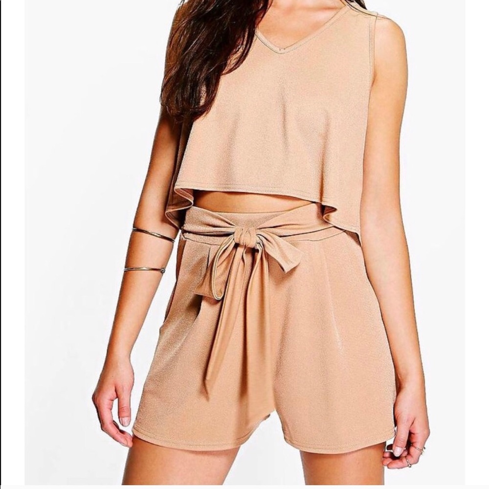 Crop too and tie shorts